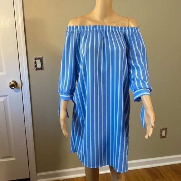 One more thyme size‎ large dress - Picture 2 of 6